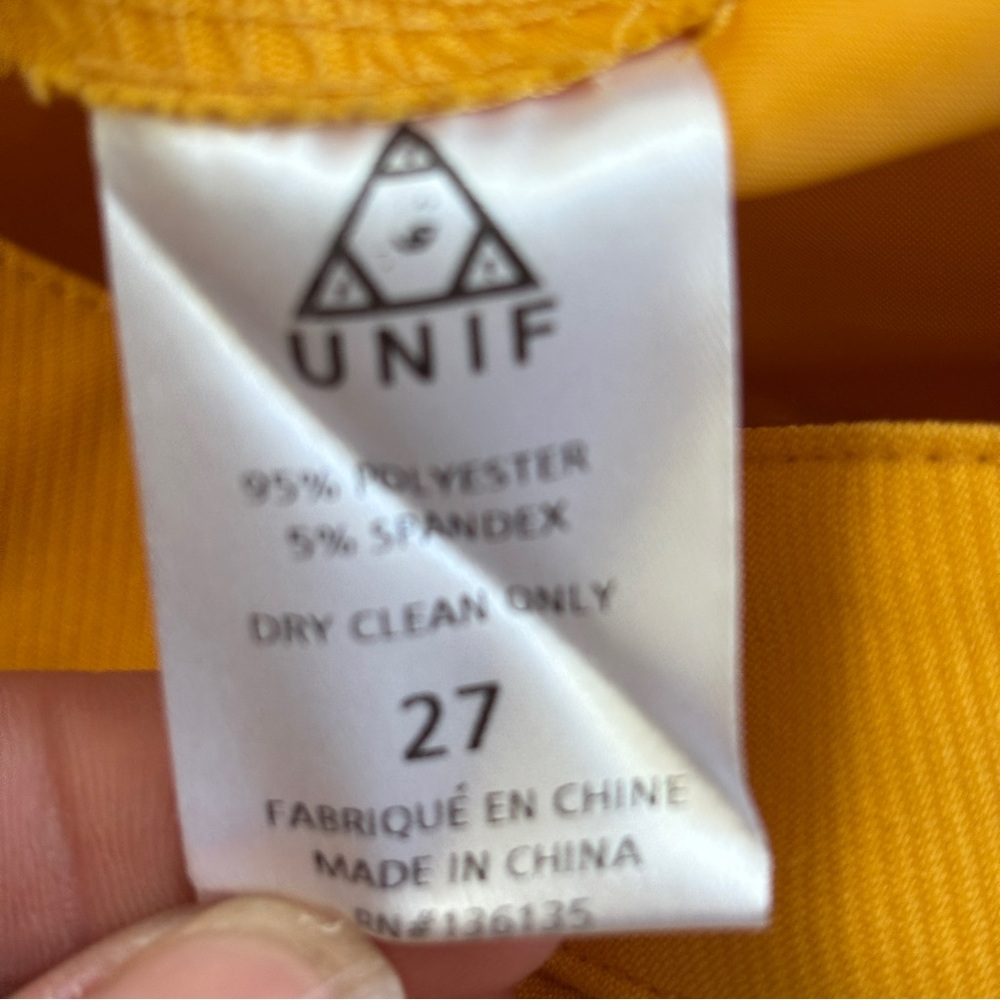 Vintage inspired UNIF High-Rise Cropped Tapered Pants in Yellow - Picture 9 of 12